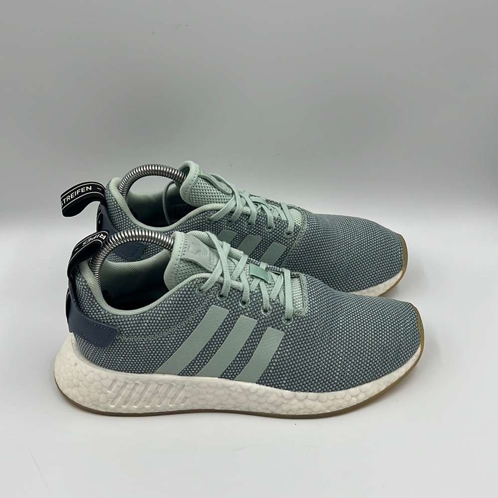 Adidas NMD R2 Running Shoes Women’s Sz 8.5‎